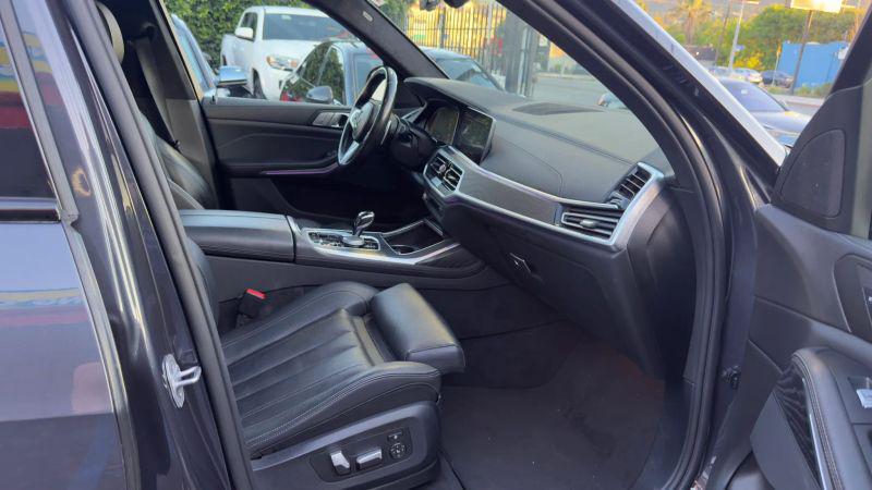 2021 BMW X7 xDrive40i