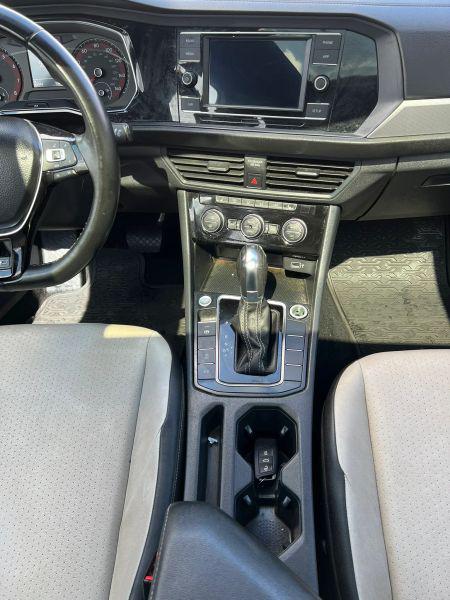 2019 Volkswagen Jetta 1.4T R-Line