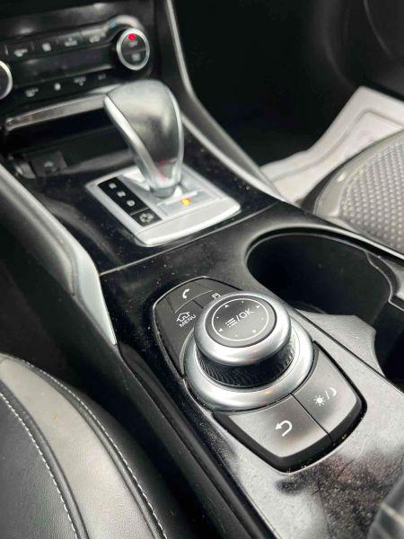 2018 INFINITI QX30 LUXE
