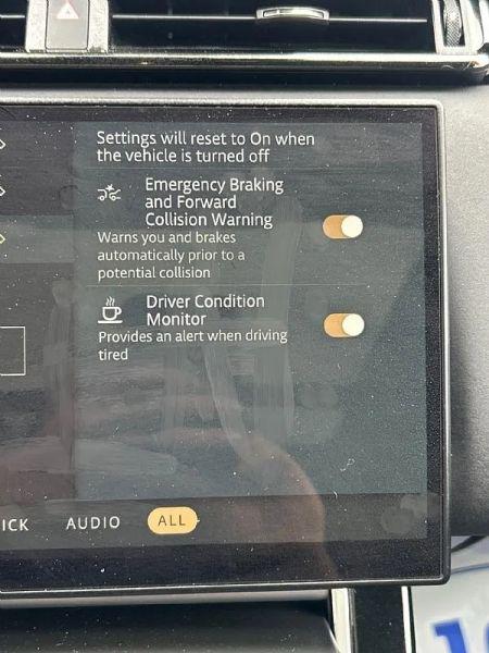 2025 Land Rover Range Rover Velar P250 Dynamic SE