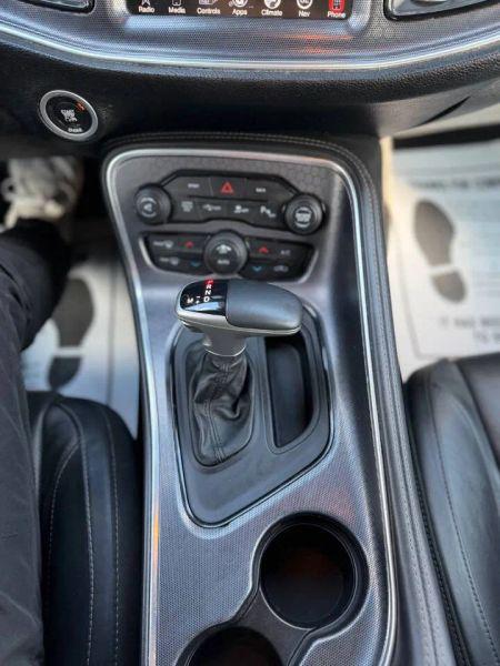 2015 Dodge Challenger SXT Plus