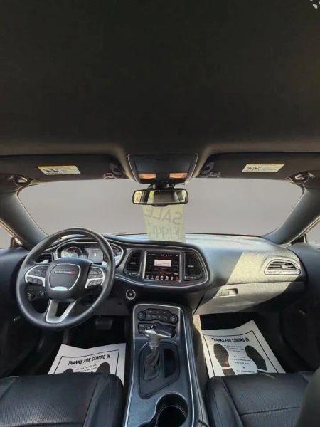 2015 Dodge Challenger SXT Plus