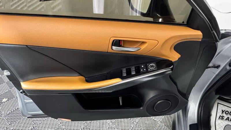2021 Lexus IS 300 300