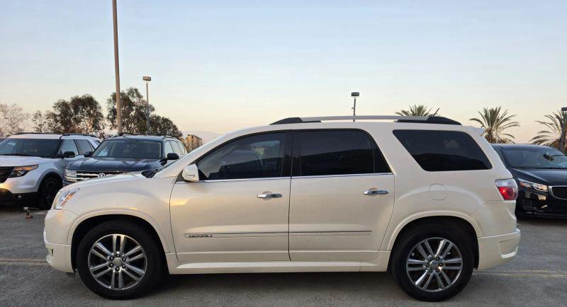 2011 GMC Acadia Denali