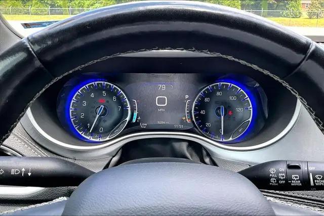 2021 Chrysler Pacifica Touring L