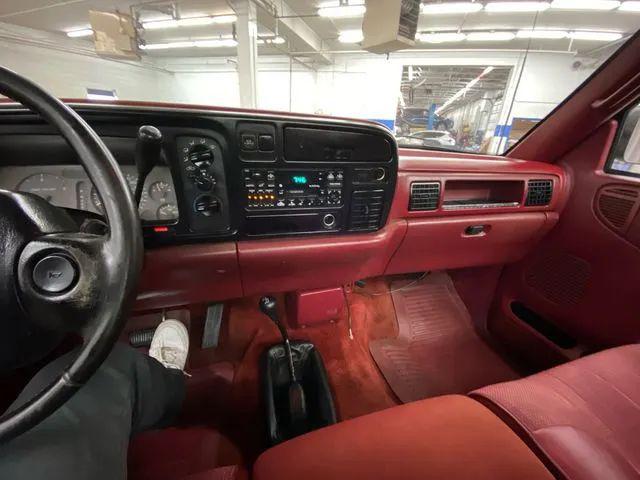 1995 Dodge 2500 LT