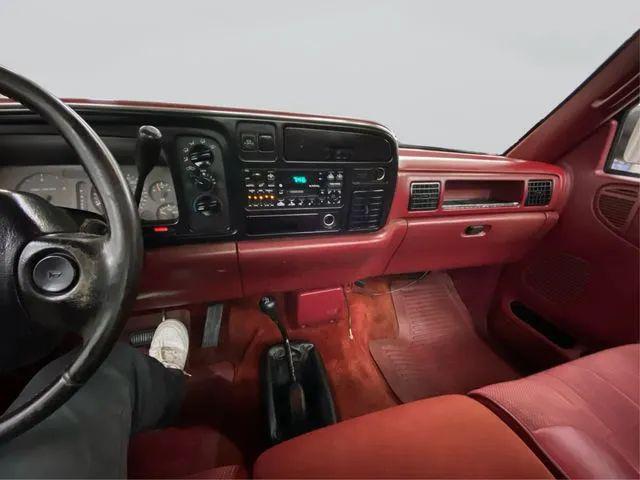 1995 Dodge 2500 LT
