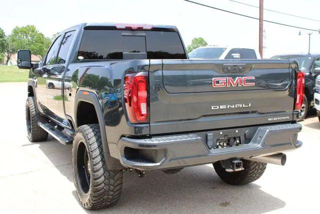 2022 GMC Sierra 2500HD 4WD Crew Cab Standard Bed Denali