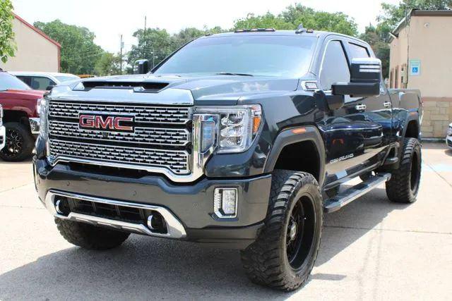 2022 GMC Sierra 2500HD 4WD Crew Cab Standard Bed Denali