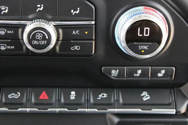 2022 GMC Sierra 2500HD 4WD Crew Cab Standard Bed Denali