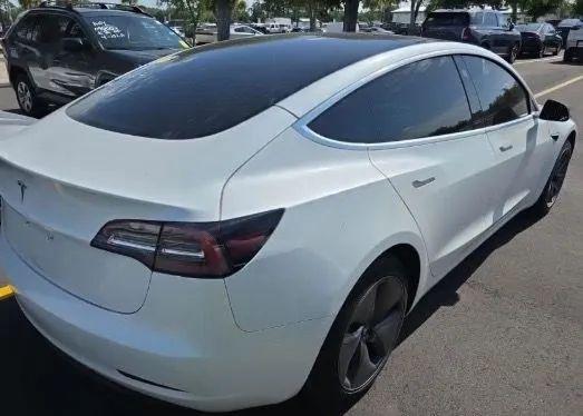 2020 Tesla Model 3 Standard Range Rear-Wheel Drive