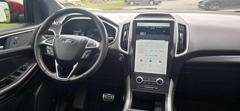 2022 Ford Edge ST-Line