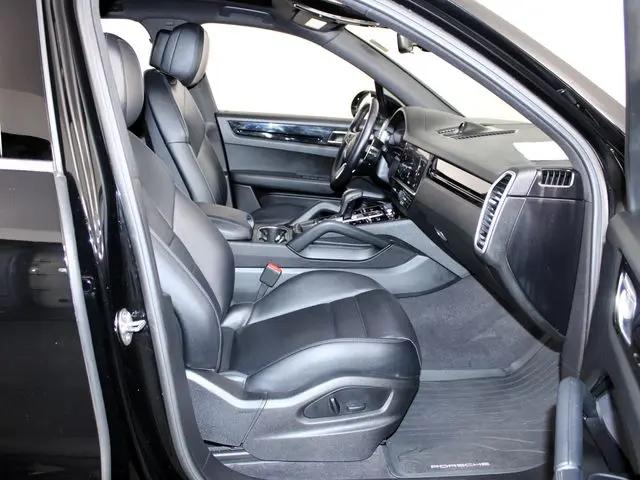 2023 Porsche Cayenne Cayenne