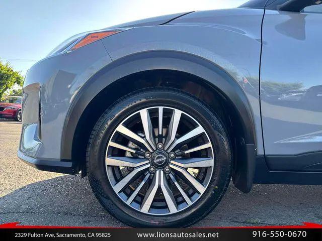 2024 Nissan Kicks SV Xtronic CVT