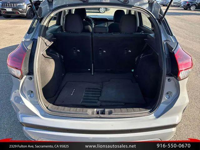 2024 Nissan Kicks SV Xtronic CVT