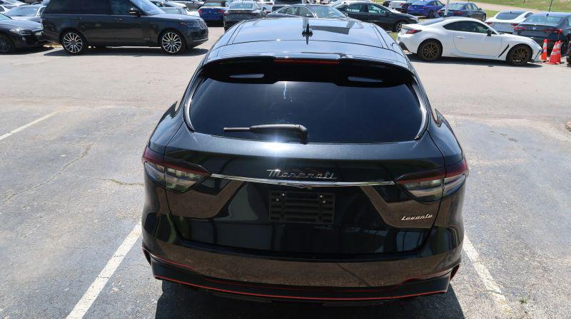 2022 Maserati Levante Modena