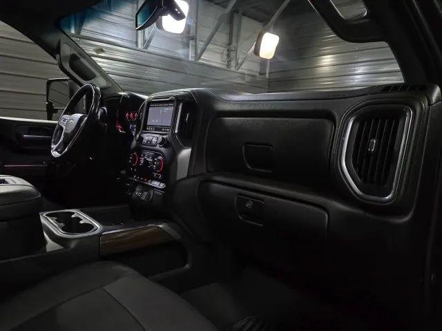 2022 Chevrolet Silverado 3500HD 4WD Crew Cab Standard Bed LT
