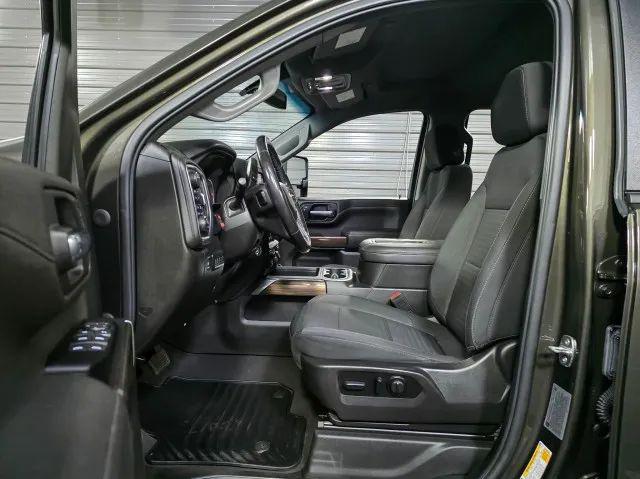 2022 Chevrolet Silverado 3500HD 4WD Crew Cab Standard Bed LT