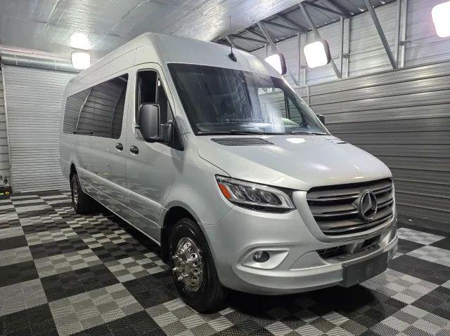 2022 Mercedes-Benz Sprinter 3500XD High Roof V6