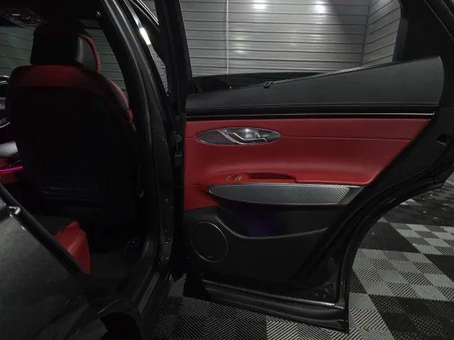 2022 Genesis GV70 2.5T AWD