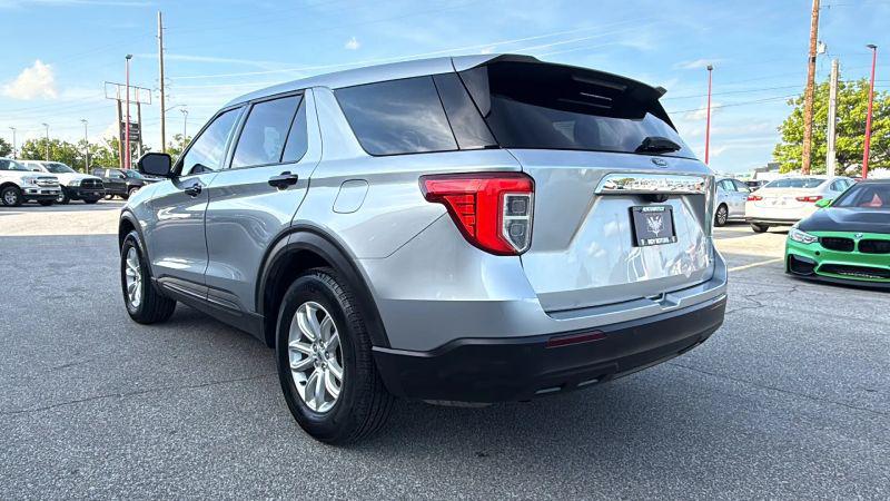2020 Ford Explorer Base