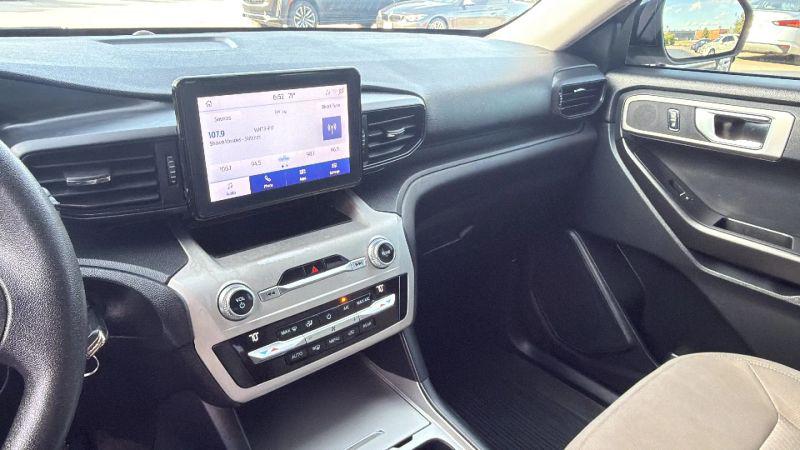 2020 Ford Explorer Base