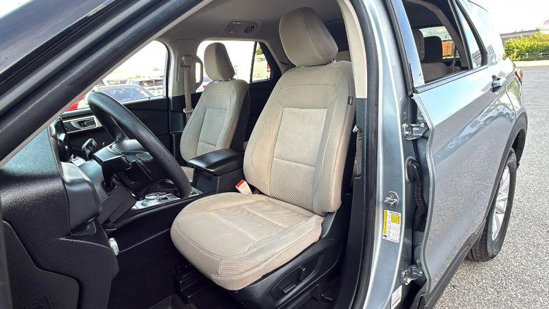 2020 Ford Explorer Base