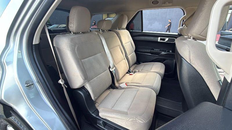 2020 Ford Explorer Base