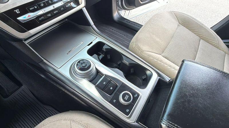 2020 Ford Explorer Base