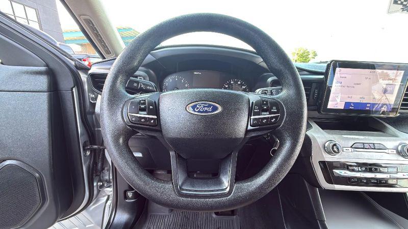 2020 Ford Explorer Base