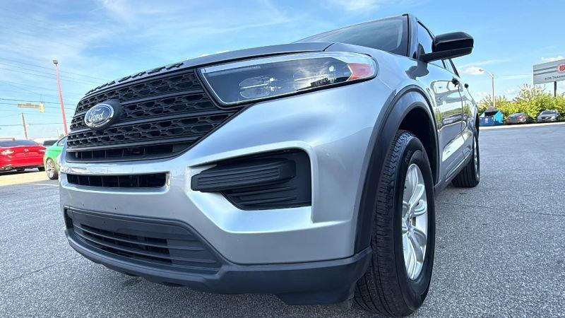 2020 Ford Explorer Base