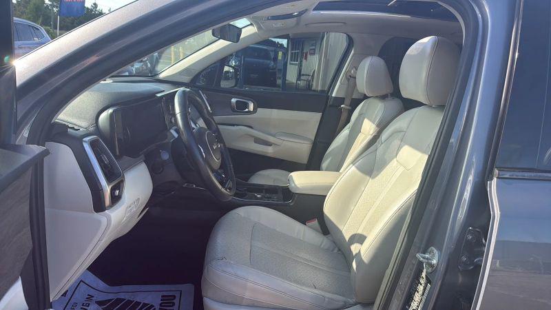 2022 Kia Sorento X-Line EX