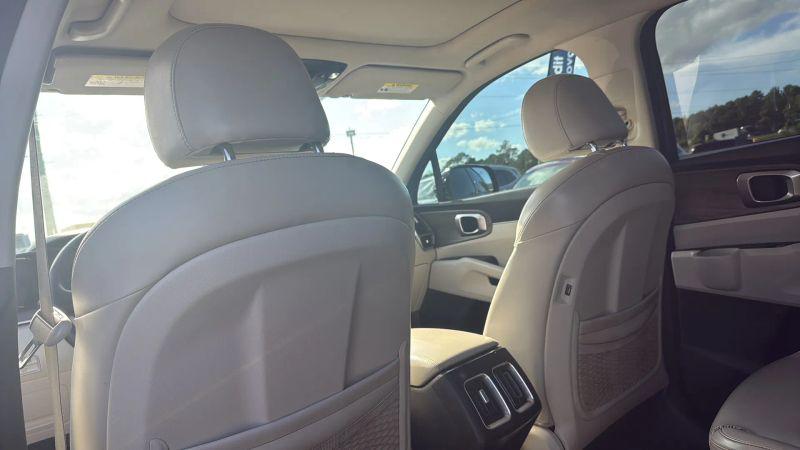 2022 Kia Sorento X-Line EX