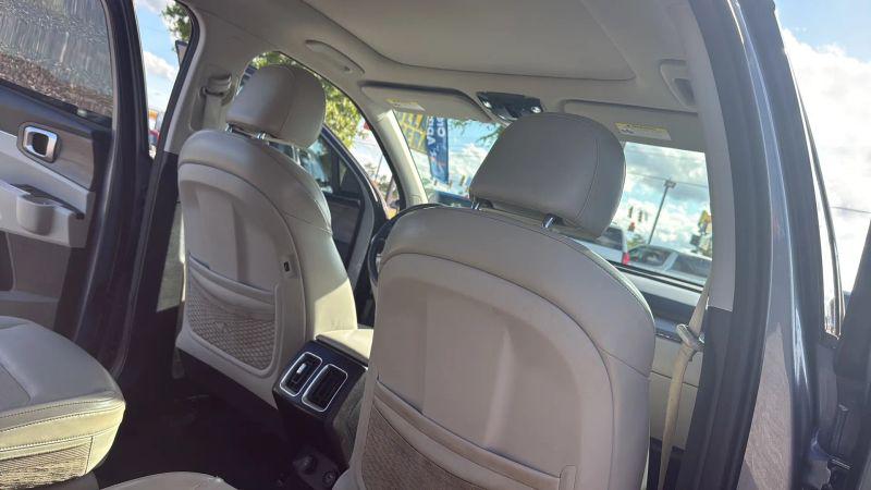 2022 Kia Sorento X-Line EX