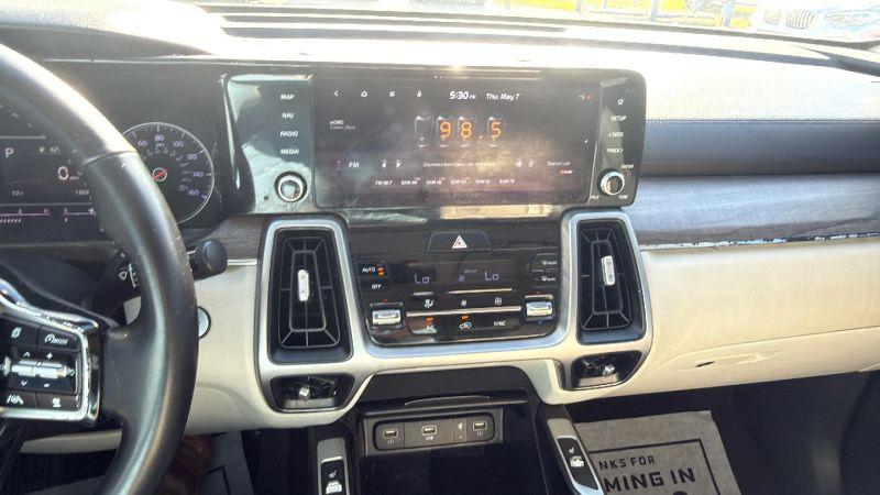 2022 Kia Sorento X-Line EX