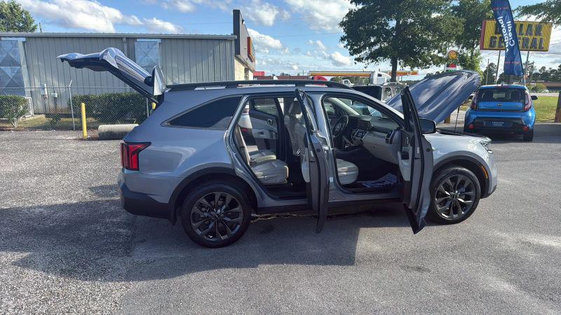 2022 Kia Sorento X-Line EX