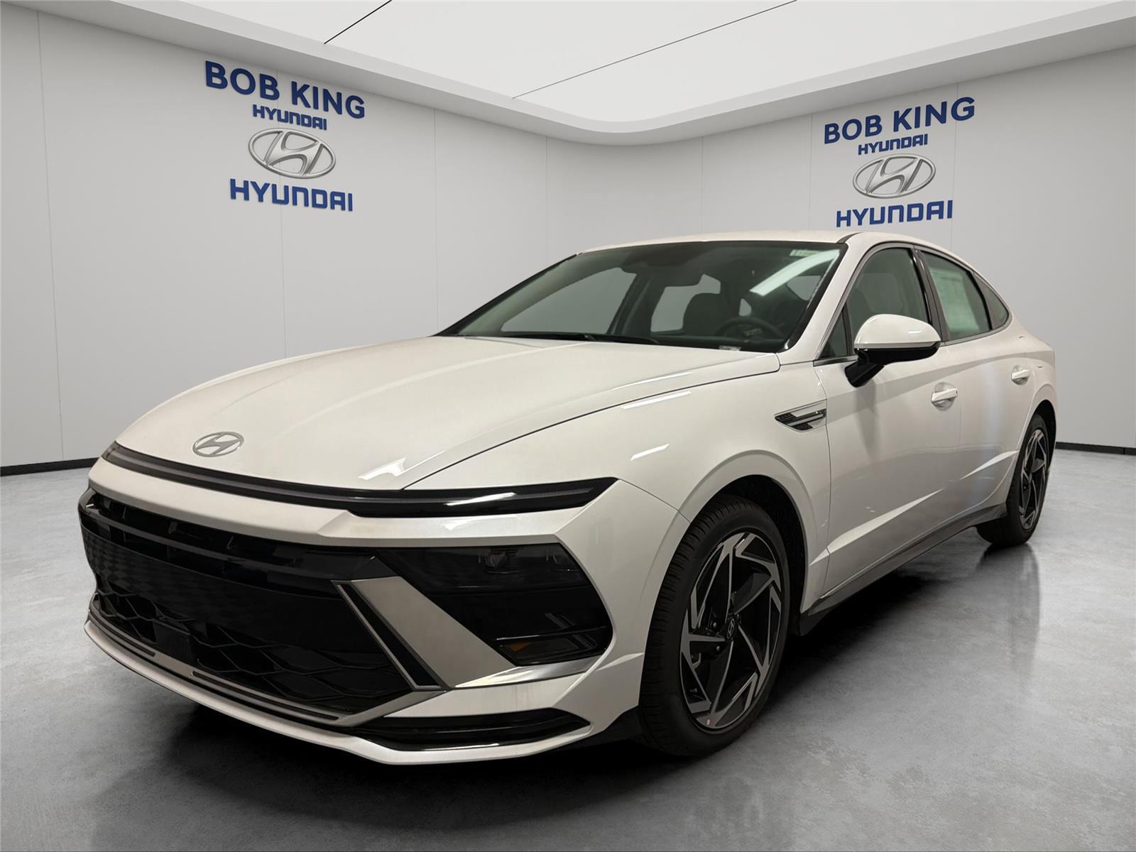 2026 Hyundai Sonata SEL AWD's photo