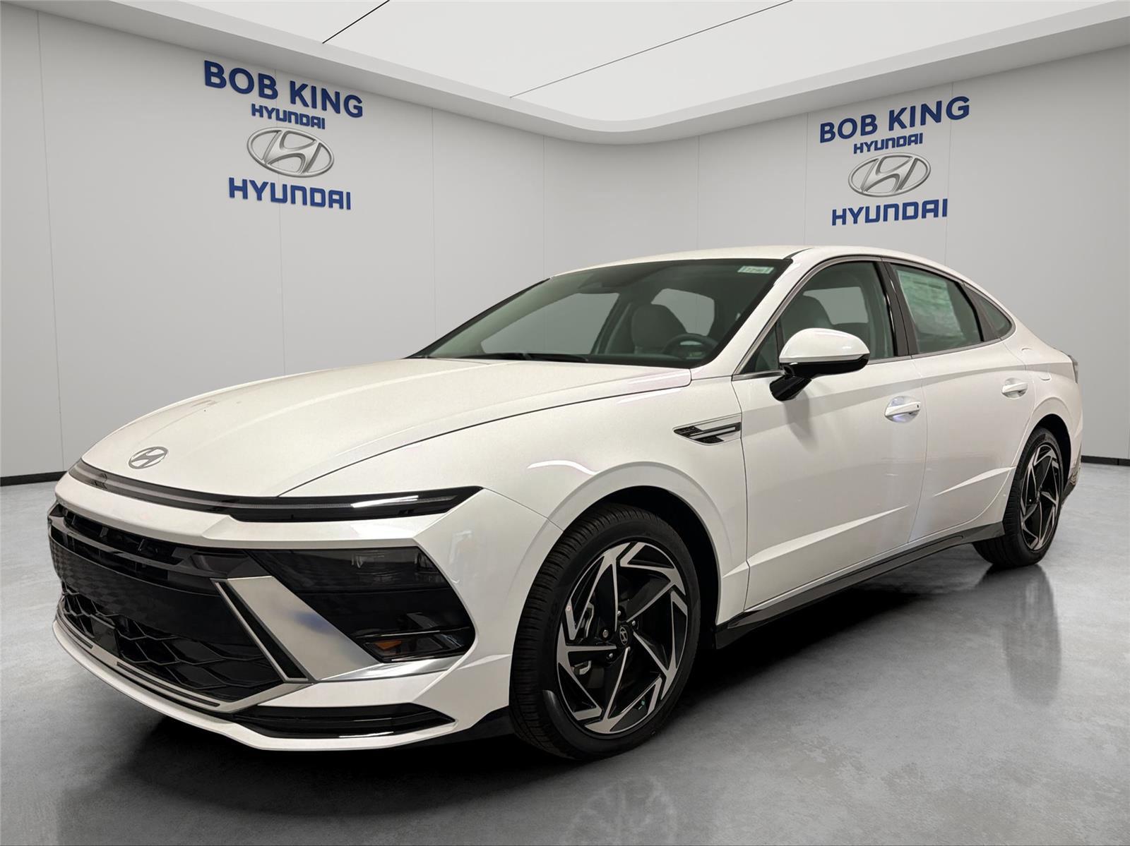 2026 Hyundai Sonata SEL AWD's photo