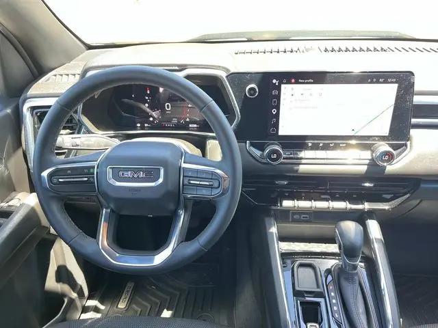 2023 GMC Canyon 2WD Crew Cab Short Box Elevation