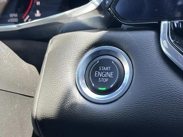 2023 GMC Canyon 2WD Crew Cab Short Box Elevation
