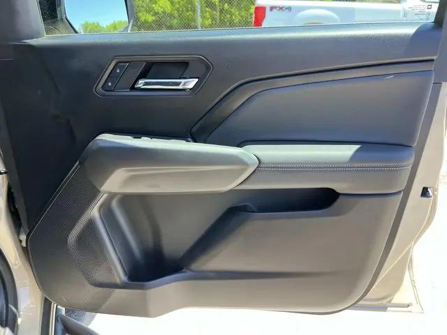 2023 GMC Canyon 2WD Crew Cab Short Box Elevation