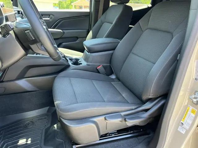 2023 GMC Canyon 2WD Crew Cab Short Box Elevation