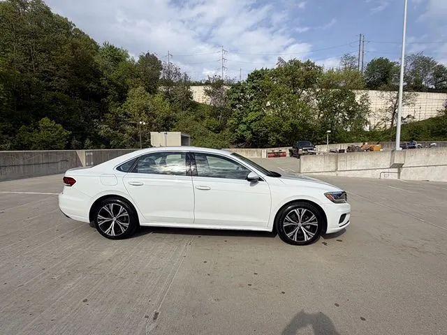 2021 Volkswagen Passat 2.0T SE