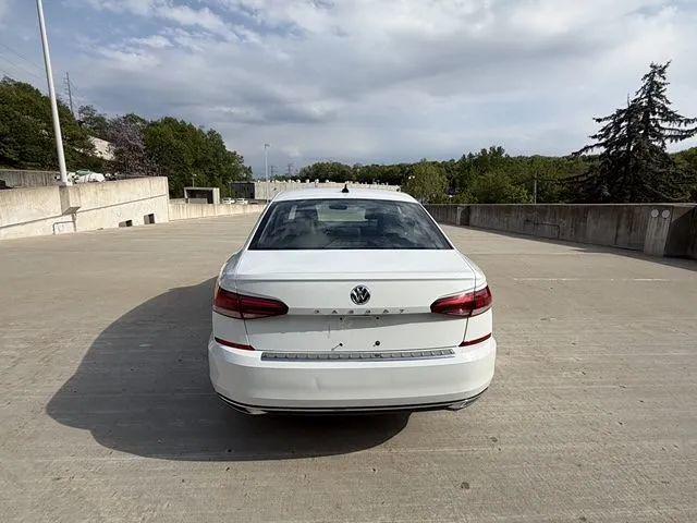 2021 Volkswagen Passat 2.0T SE