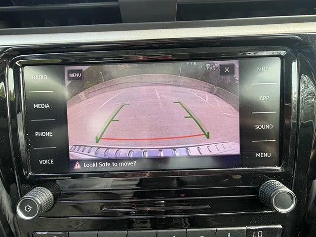 2021 Volkswagen Passat 2.0T SE