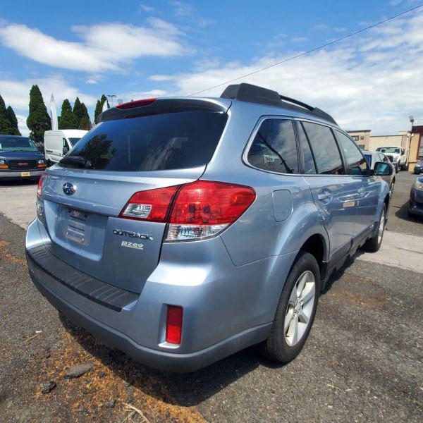 2013 Subaru Outback 2.5i Premium