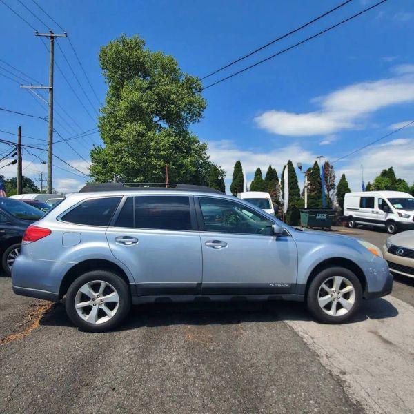 2013 Subaru Outback 2.5i Premium