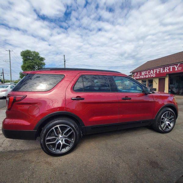 2017 Ford Explorer Sport