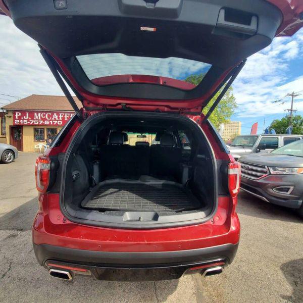 2017 Ford Explorer Sport