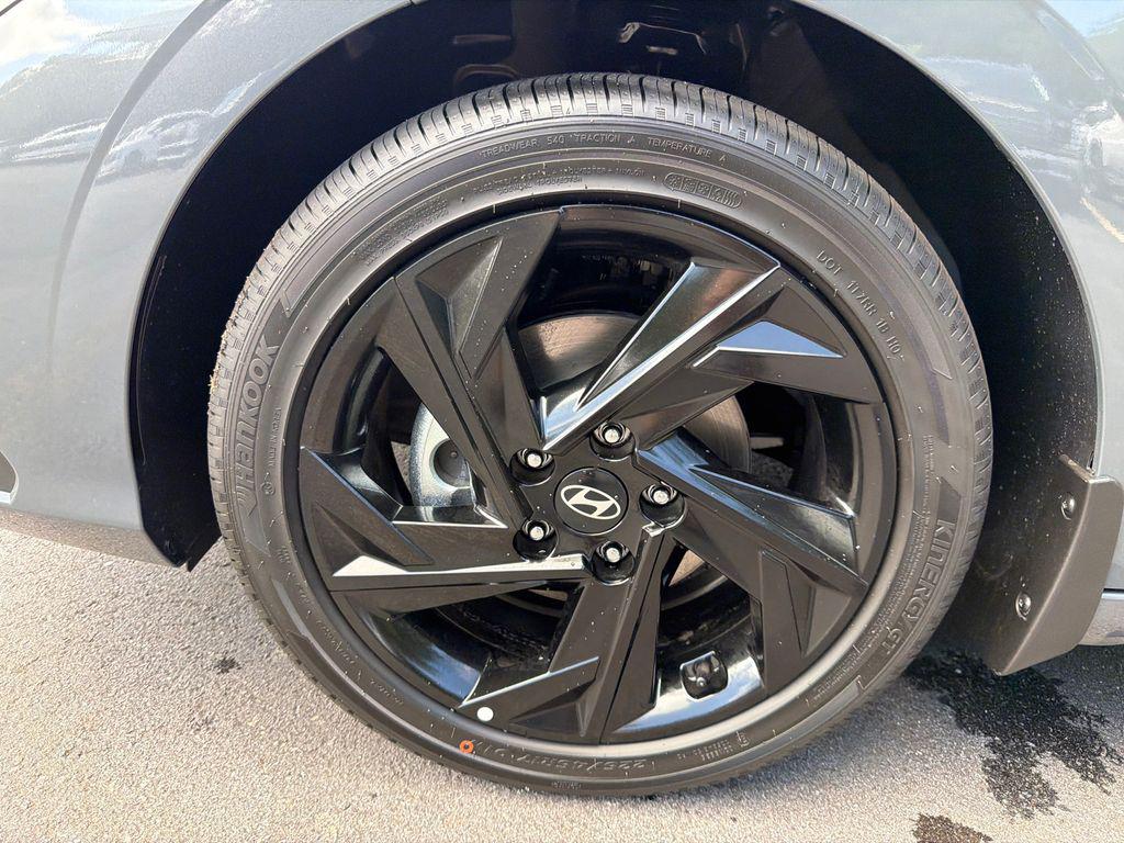 New 2026 Gray HYUNDAI SEL Sport image 12